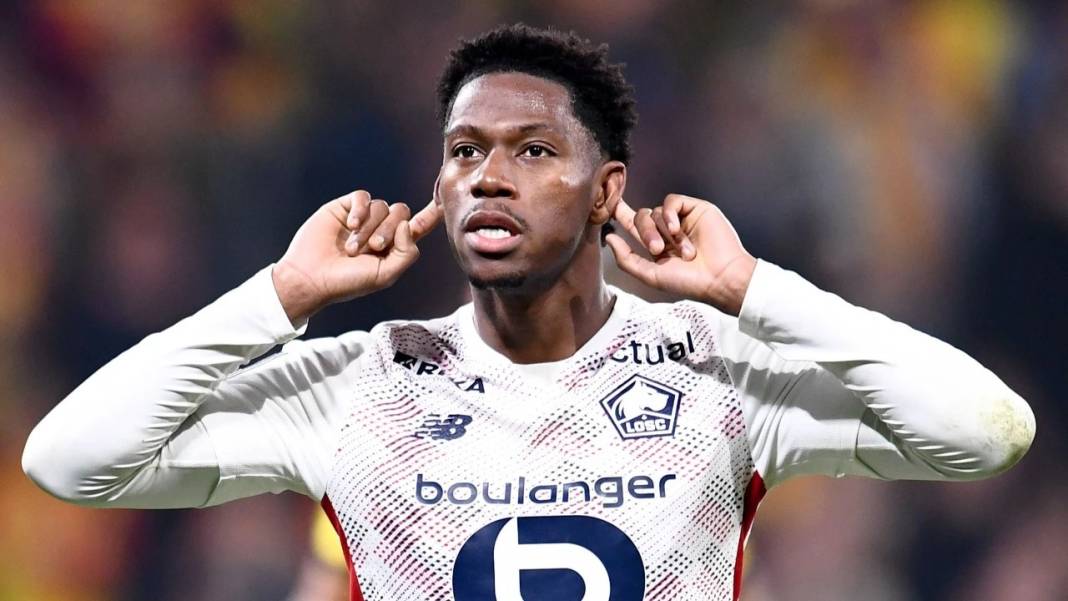 2 ayağını da kullanıyor: Fenerbahçe'ye süper golcü 2